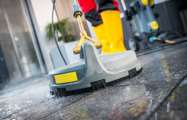 Best Deck Cleaning Services  in Newberg, OR